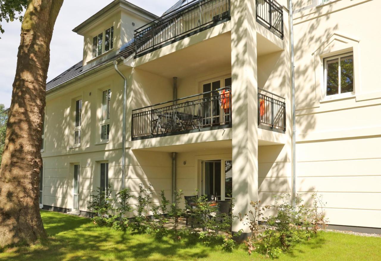 Haus Passat - Ferienwohnungen Остзеебад Нойенхаген Екстериор снимка